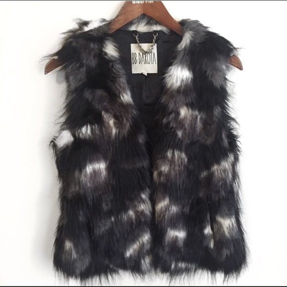 REVOLVE Jackets & Blazers - Faux Fur Vest From BB Dakota